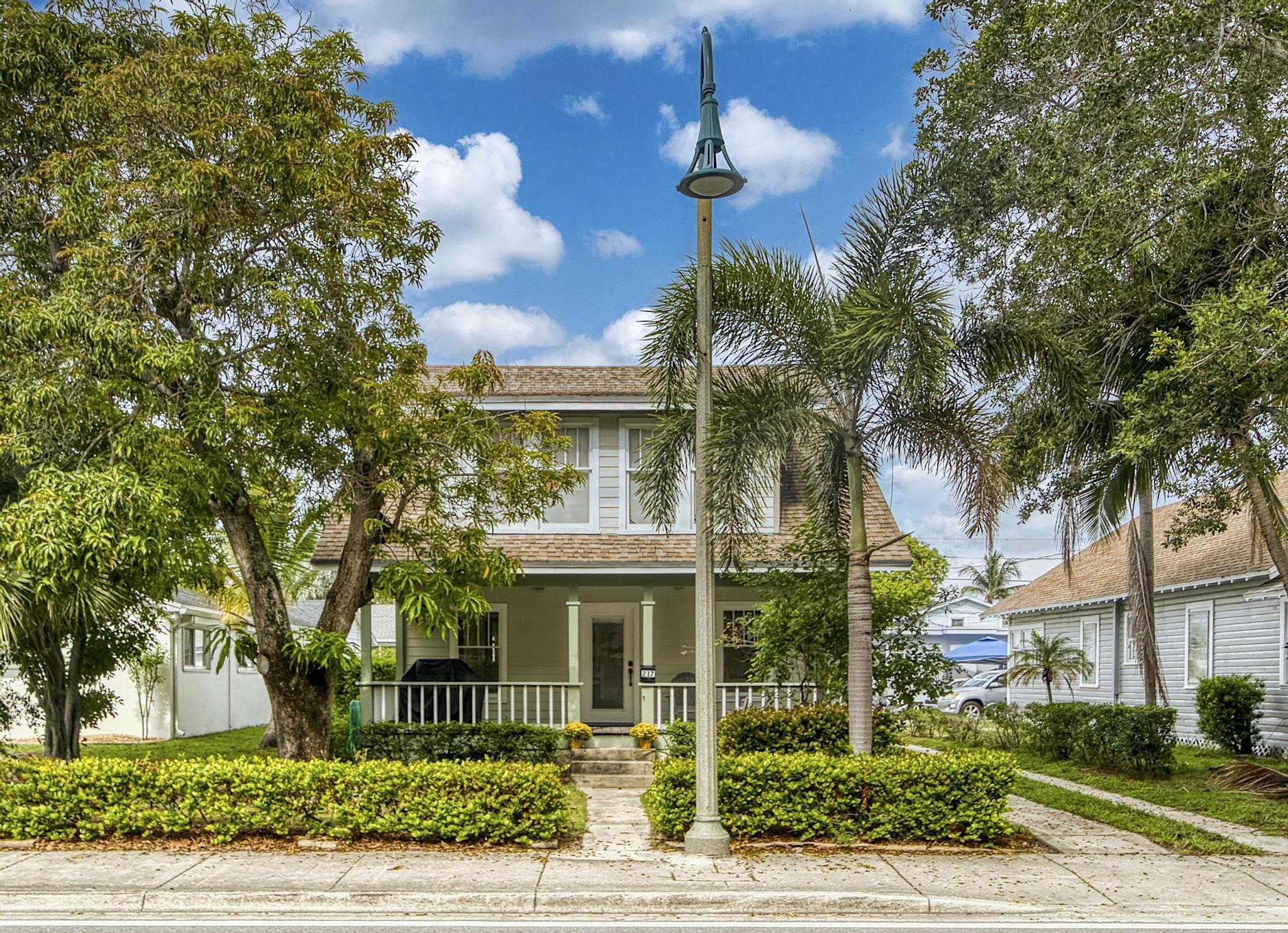 217 S Federal Highway