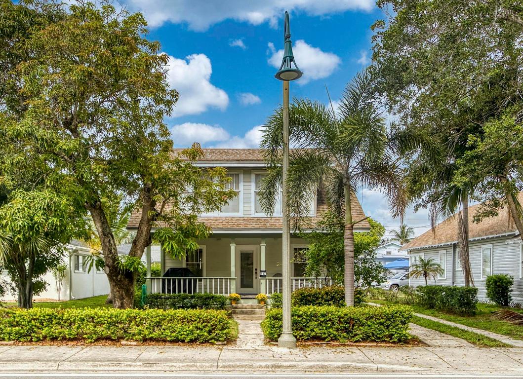 217 S Federal Highway