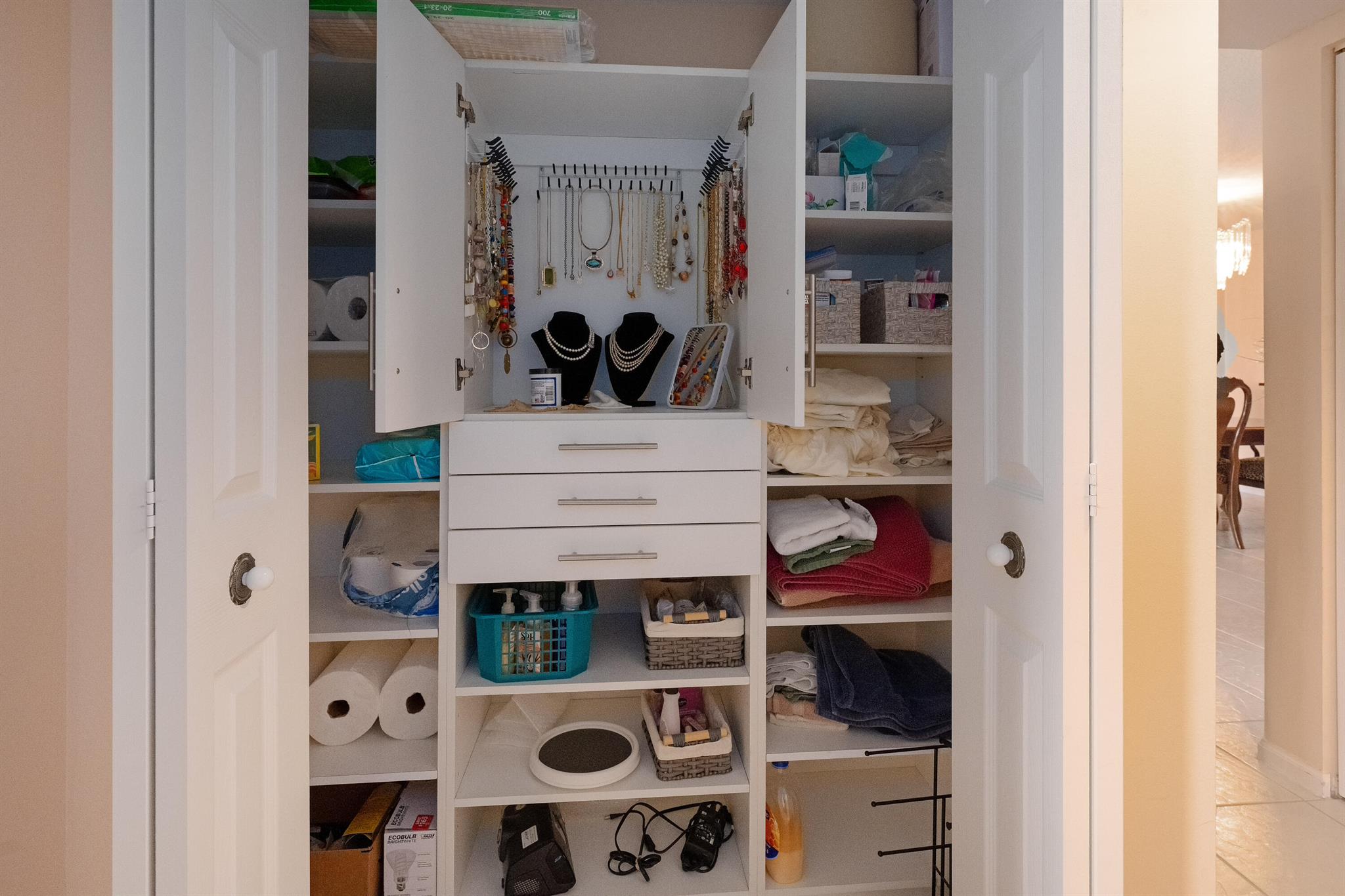 CORAL COVE CORAL LAKES - Residential