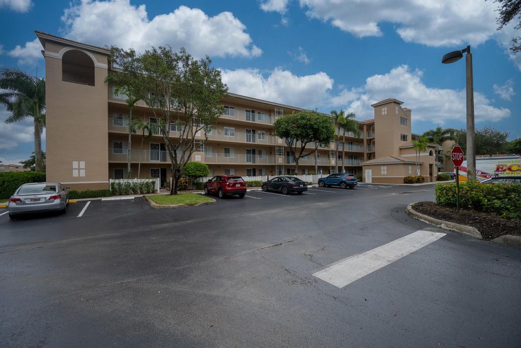 Photo of 5749 Gemstone Court #406, Boynton Beach, FL 33437 (MLS # R11137042)