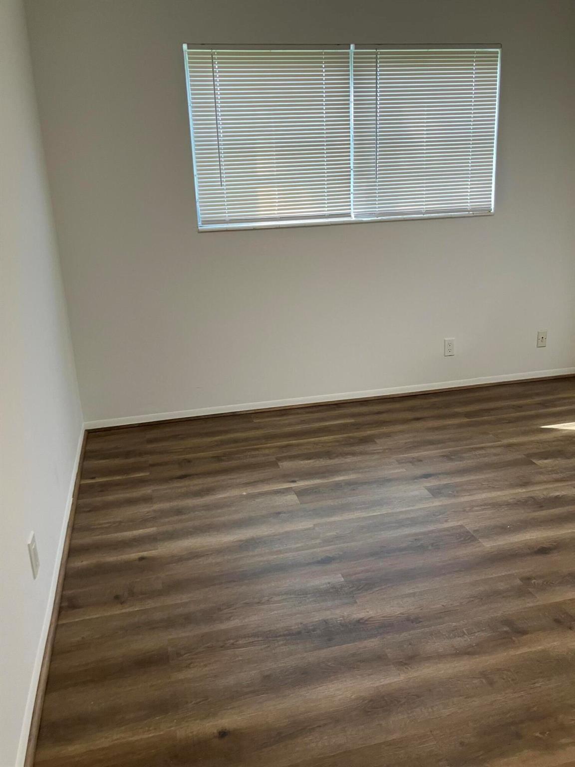 CRESTHAVEN VILLAS NO 10 C - Residential Lease