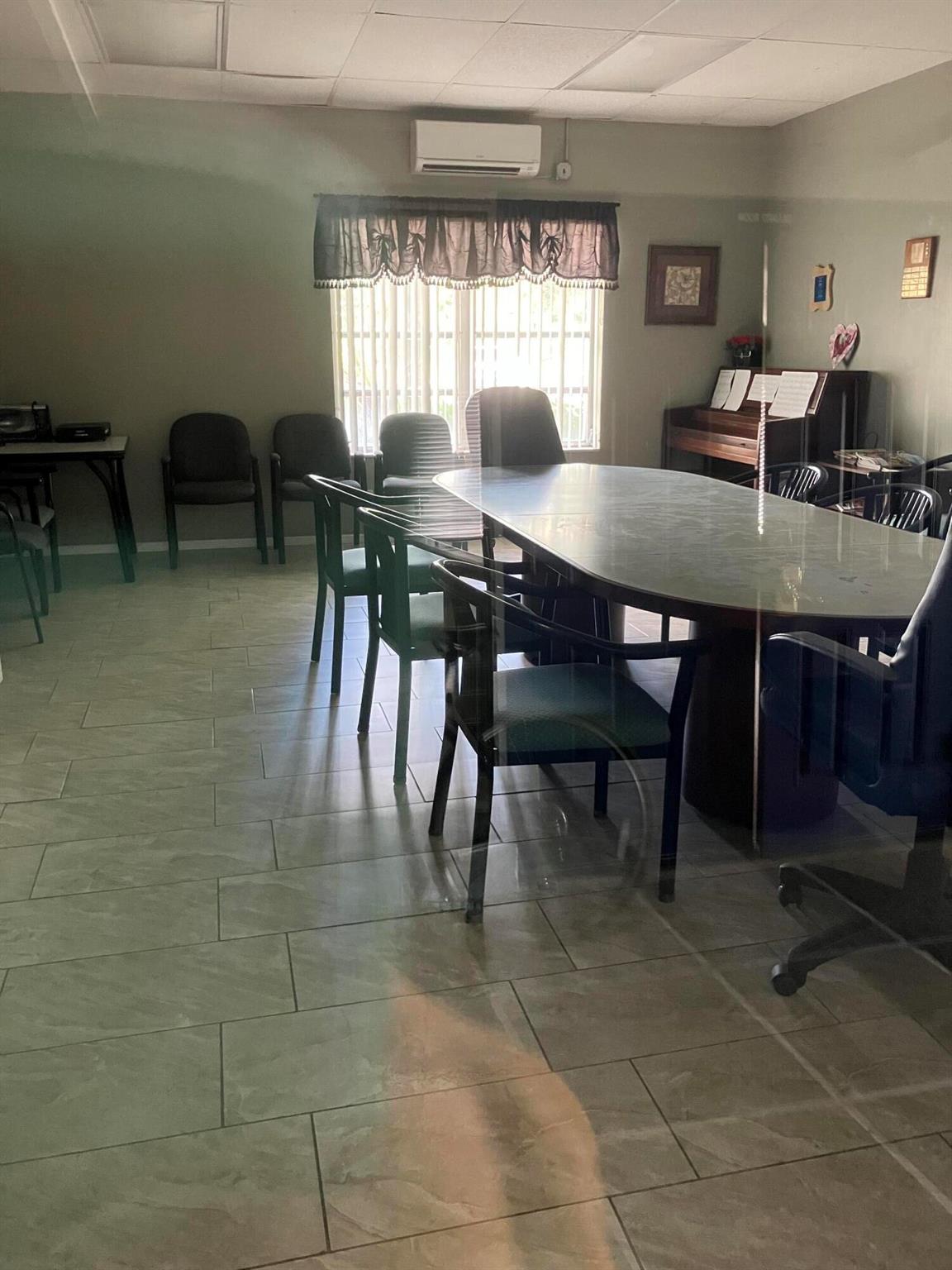 CRESTHAVEN VILLAS NO 10 C - Residential Lease