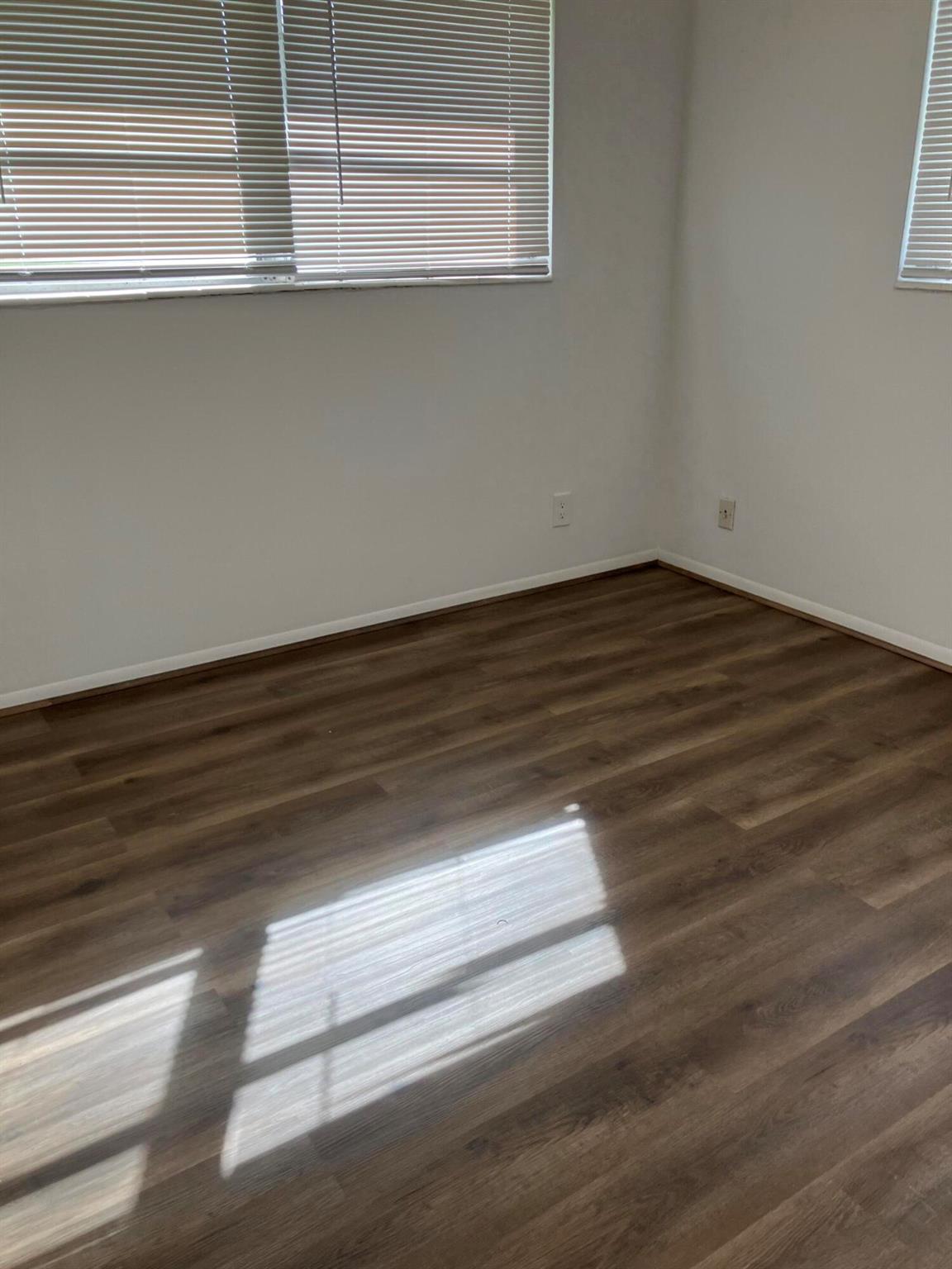 CRESTHAVEN VILLAS NO 10 C - Residential Lease