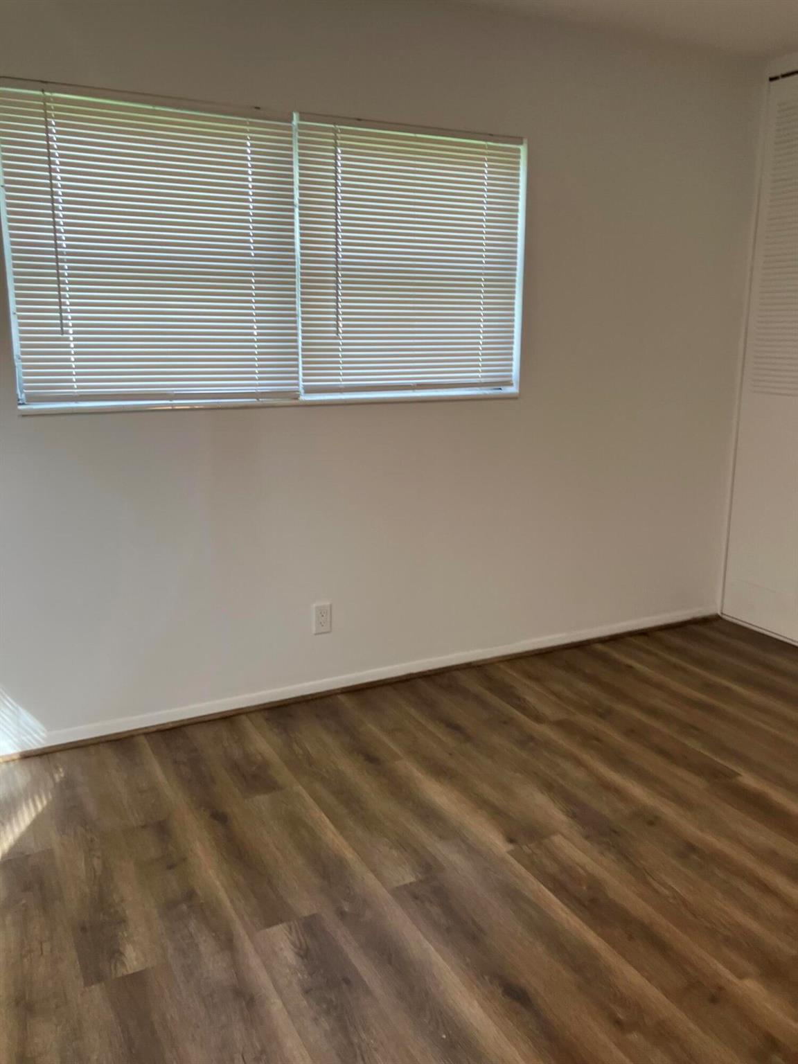 CRESTHAVEN VILLAS NO 10 C - Residential Lease