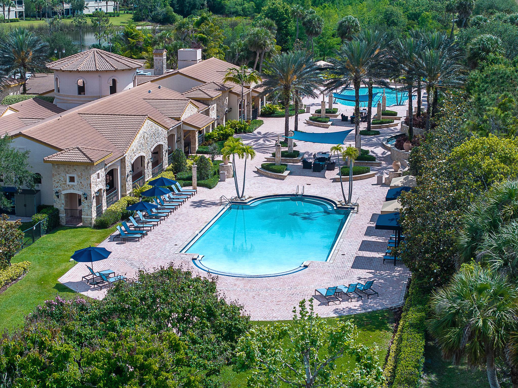 JUPITER COUNTRY CLUB POD - Residential