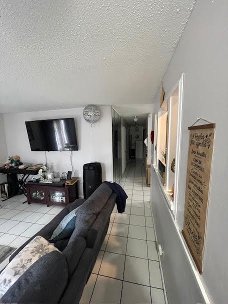 6808 MERION Court