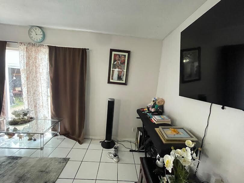 6808 MERION Court