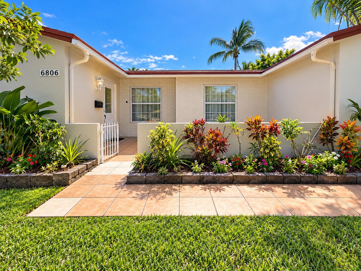 6808 MERION Court