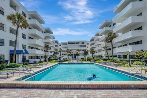 A home in Deerfield Beach