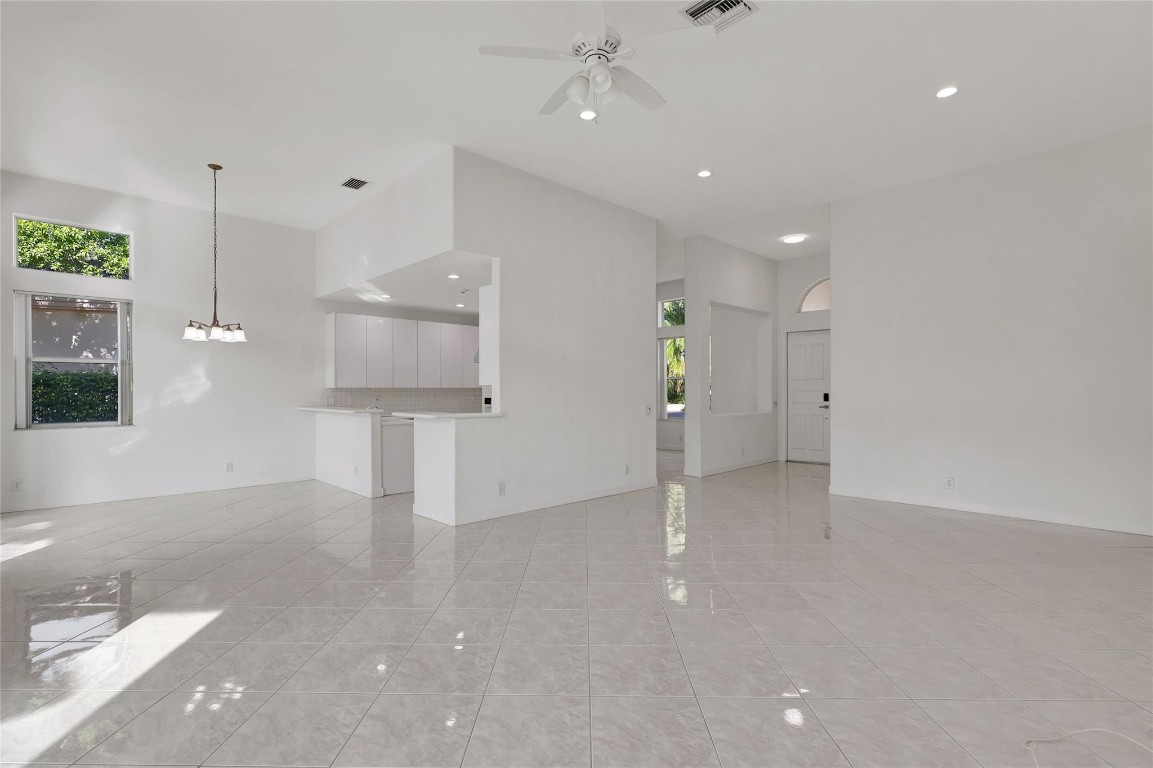 Sector Seven South 140-23 - Residential