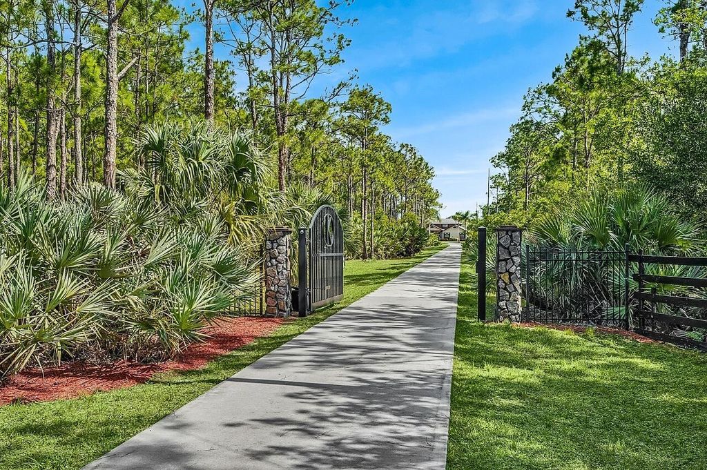 Photo of 10600 Okeechobee Road, Fort Pierce, FL 34945 (MLS # R11105502)