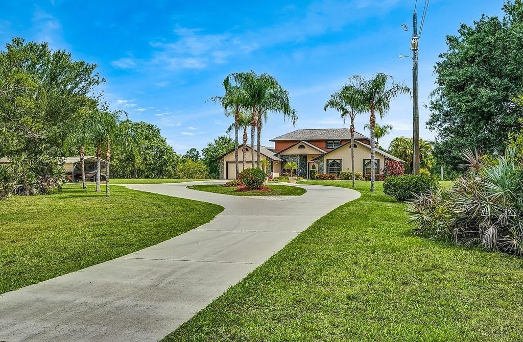 Photo of 10600 Okeechobee Road, Fort Pierce, FL 34945 (MLS # R11105502)