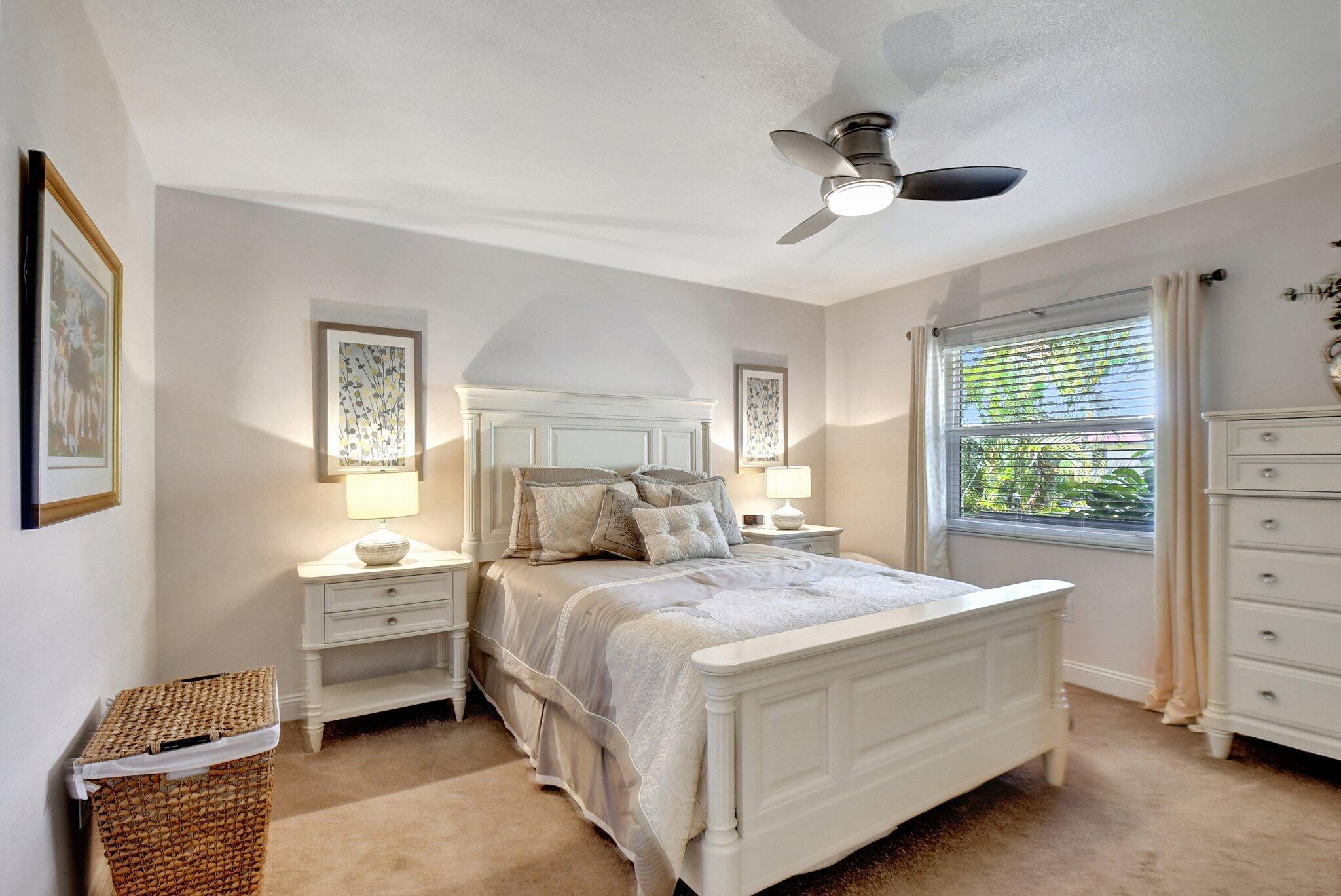 FAIRWAYS OF BOCA LAGO CONDO - Residential