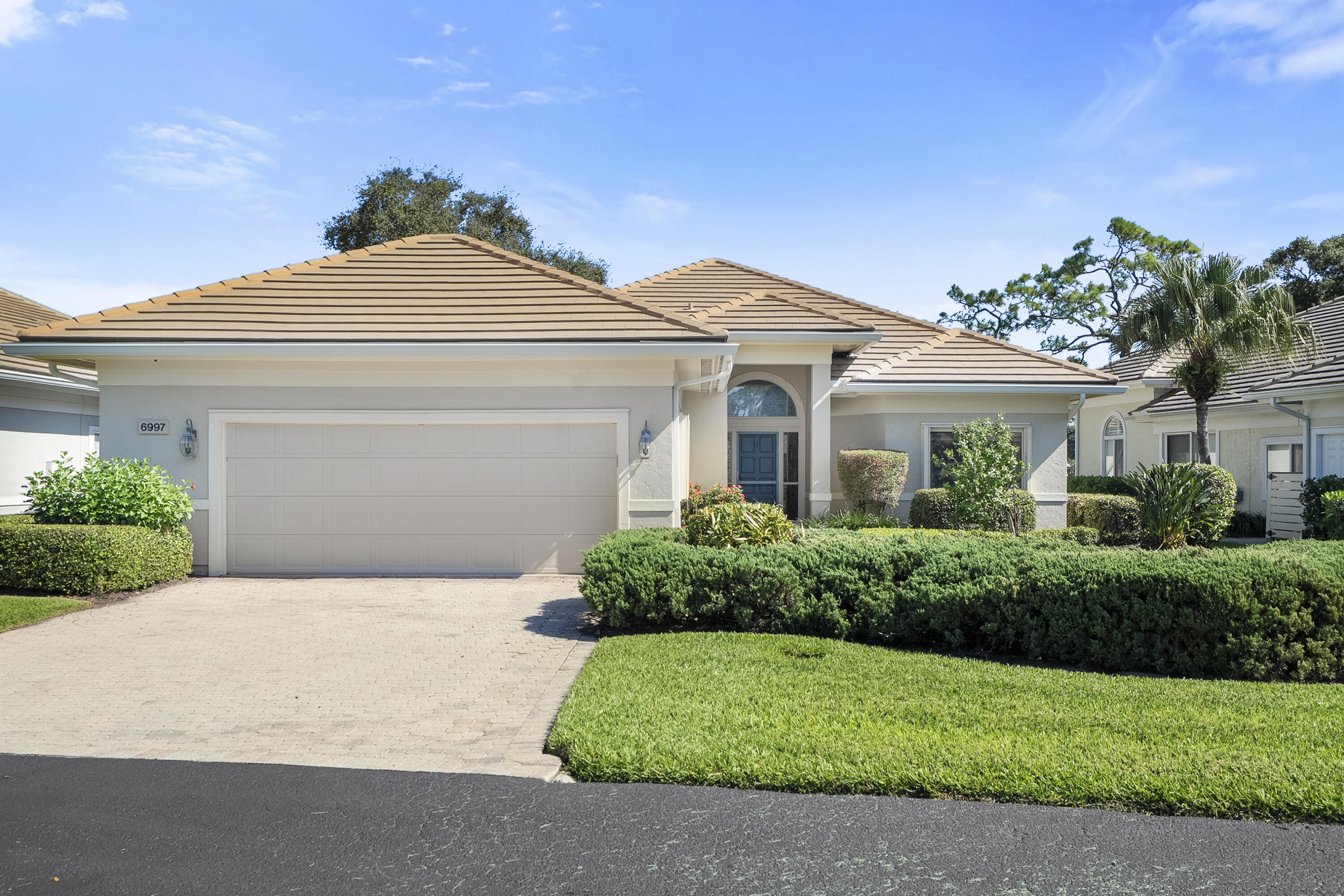 6997 SE Pacific Drive
