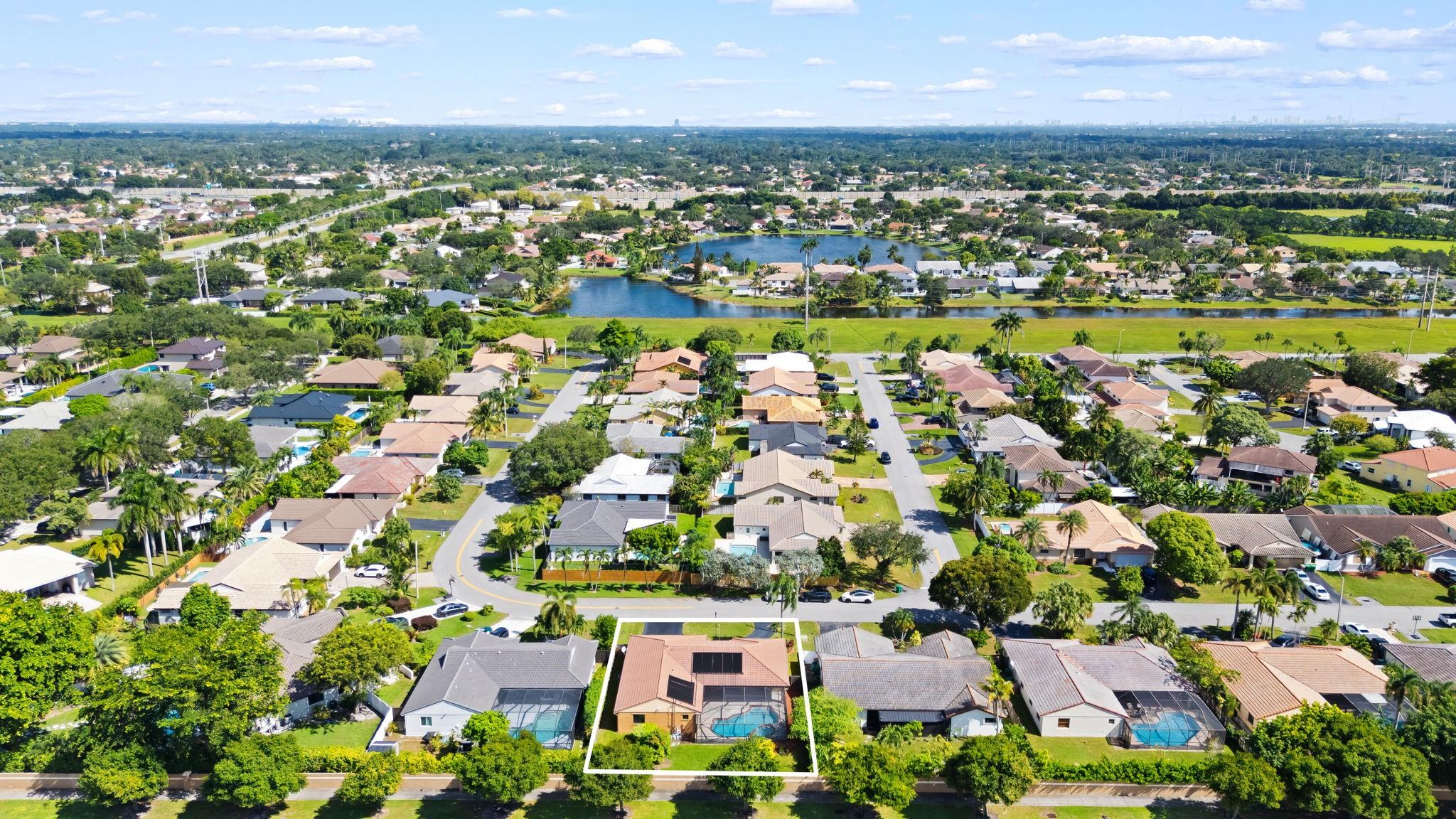 Waverly Hundred 141-40 B - Residential