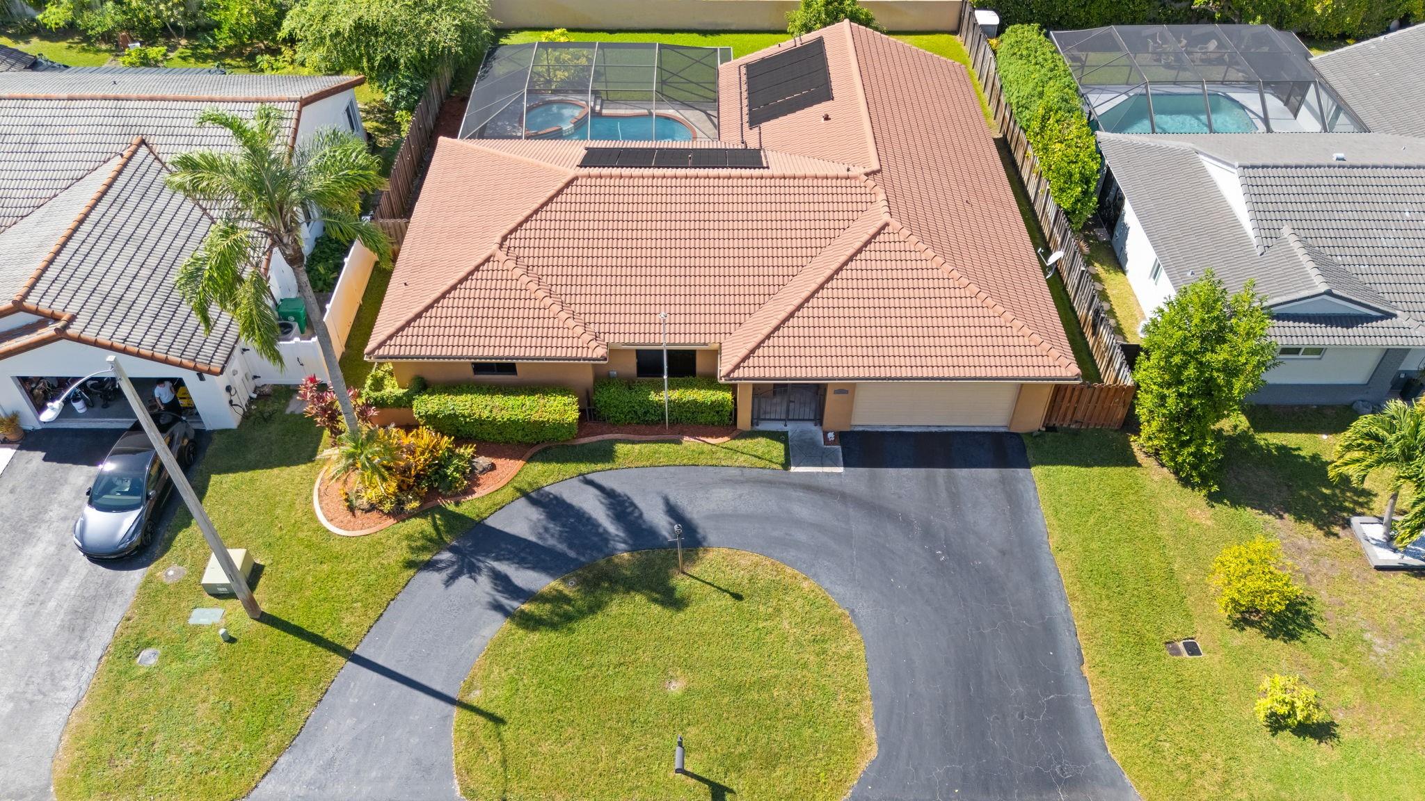 Waverly Hundred 141-40 B - Residential