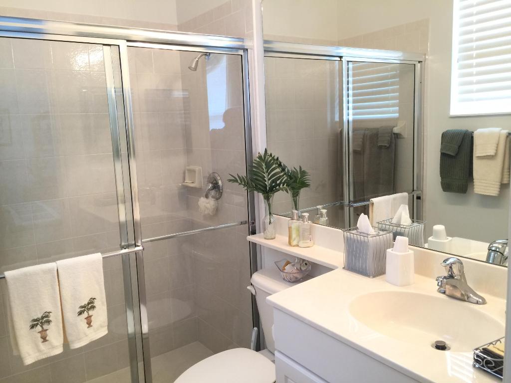 VENETIAN ISLES - Residential