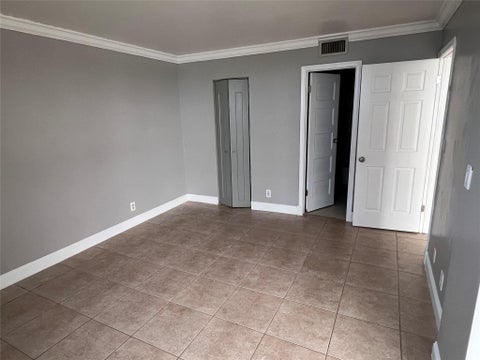 Tiny photo for 118 Lake Emerald Drive #103, Oakland Park, FL 33309 (MLS # B26077763)