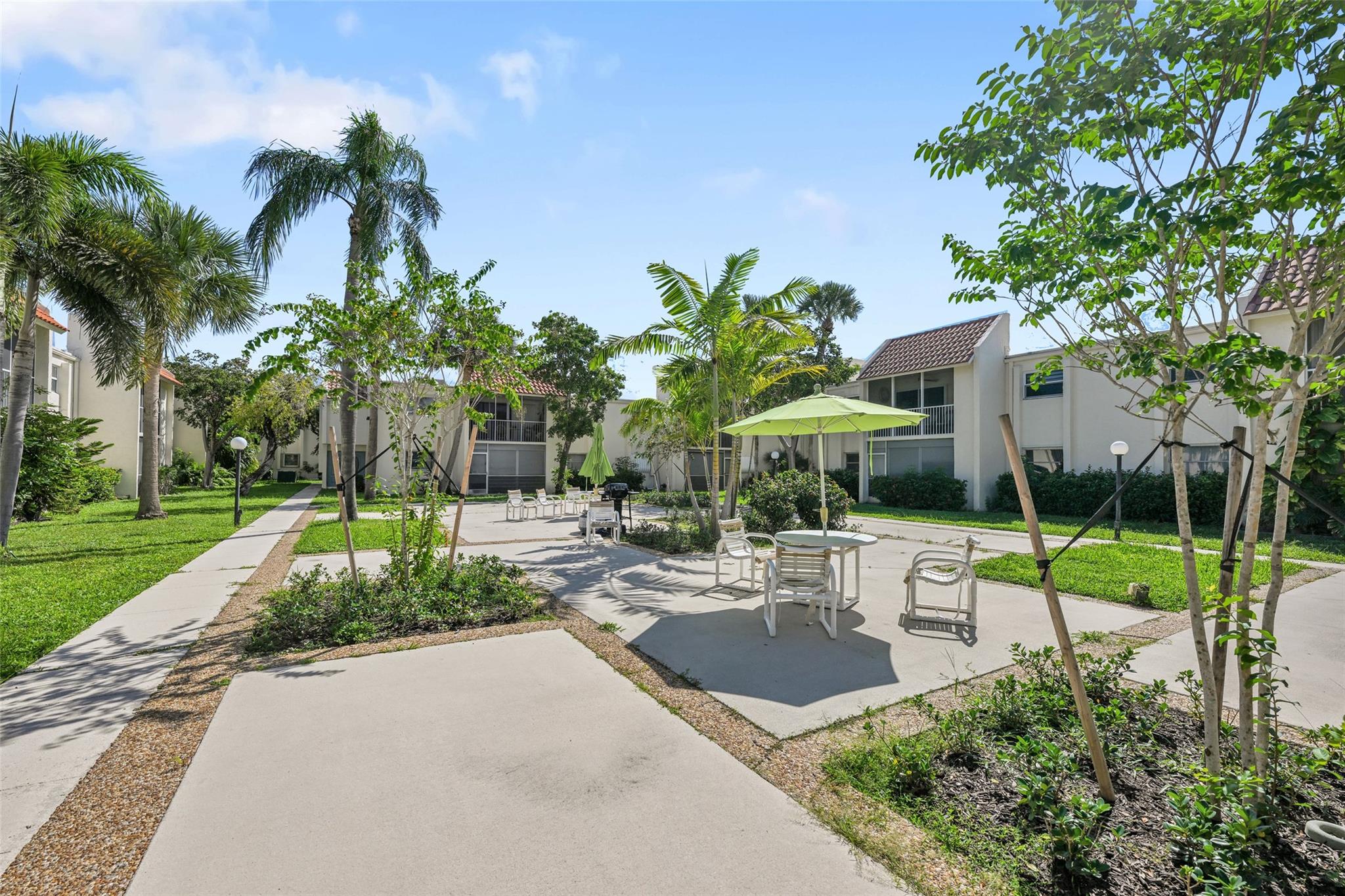 Deerfield Pines condo - Residential