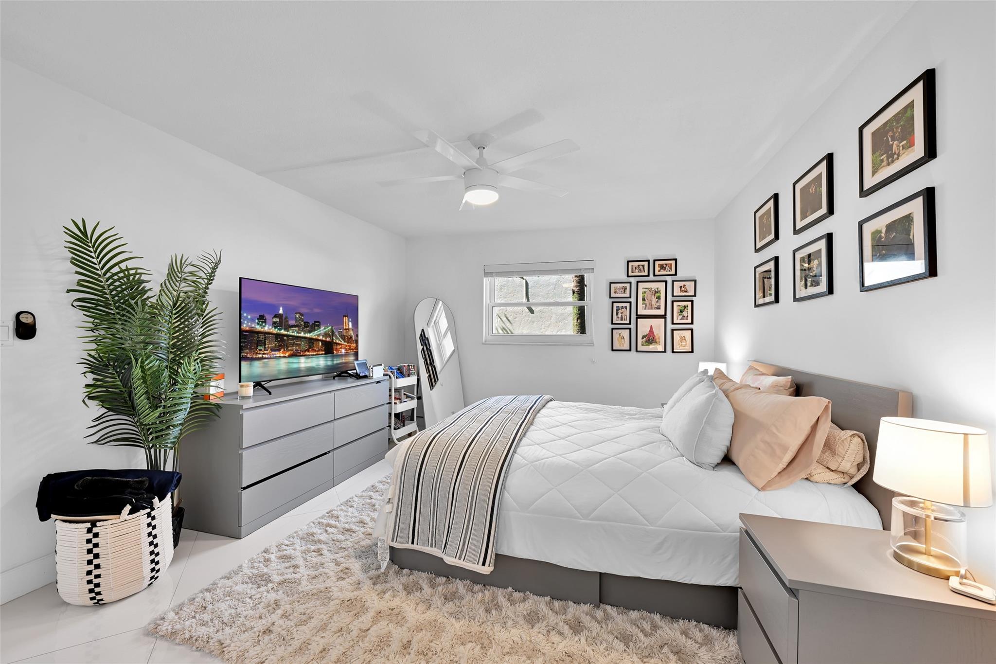 Deerfield Pines condo - Residential