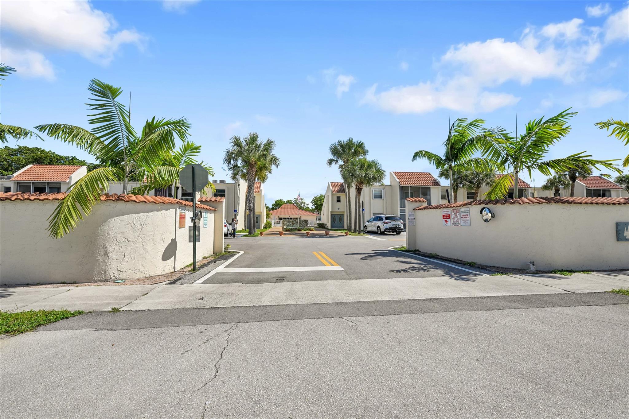 Deerfield Pines condo - Residential