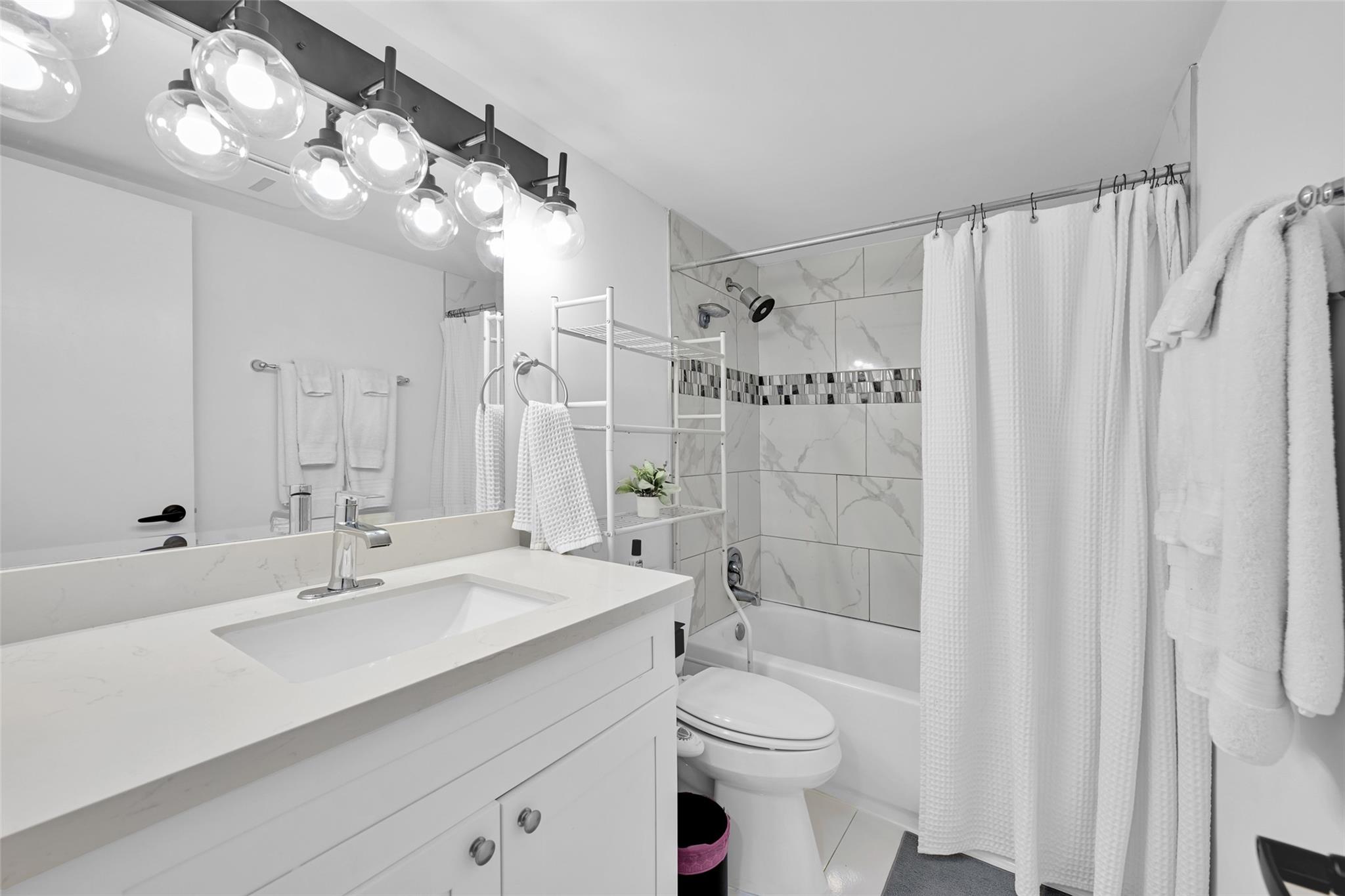 Deerfield Pines condo - Residential