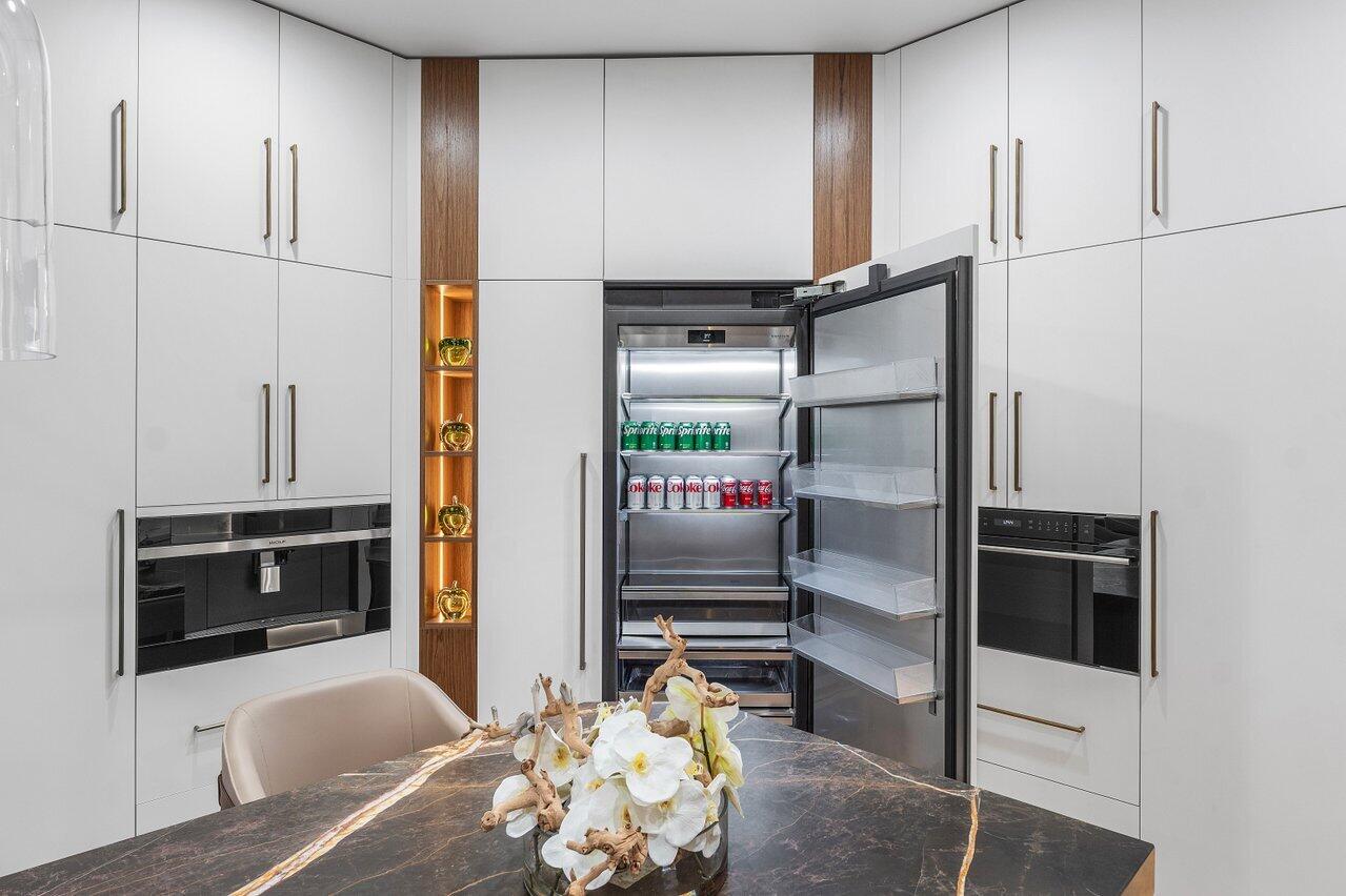 OAKS AT BOCA RATON - Residential