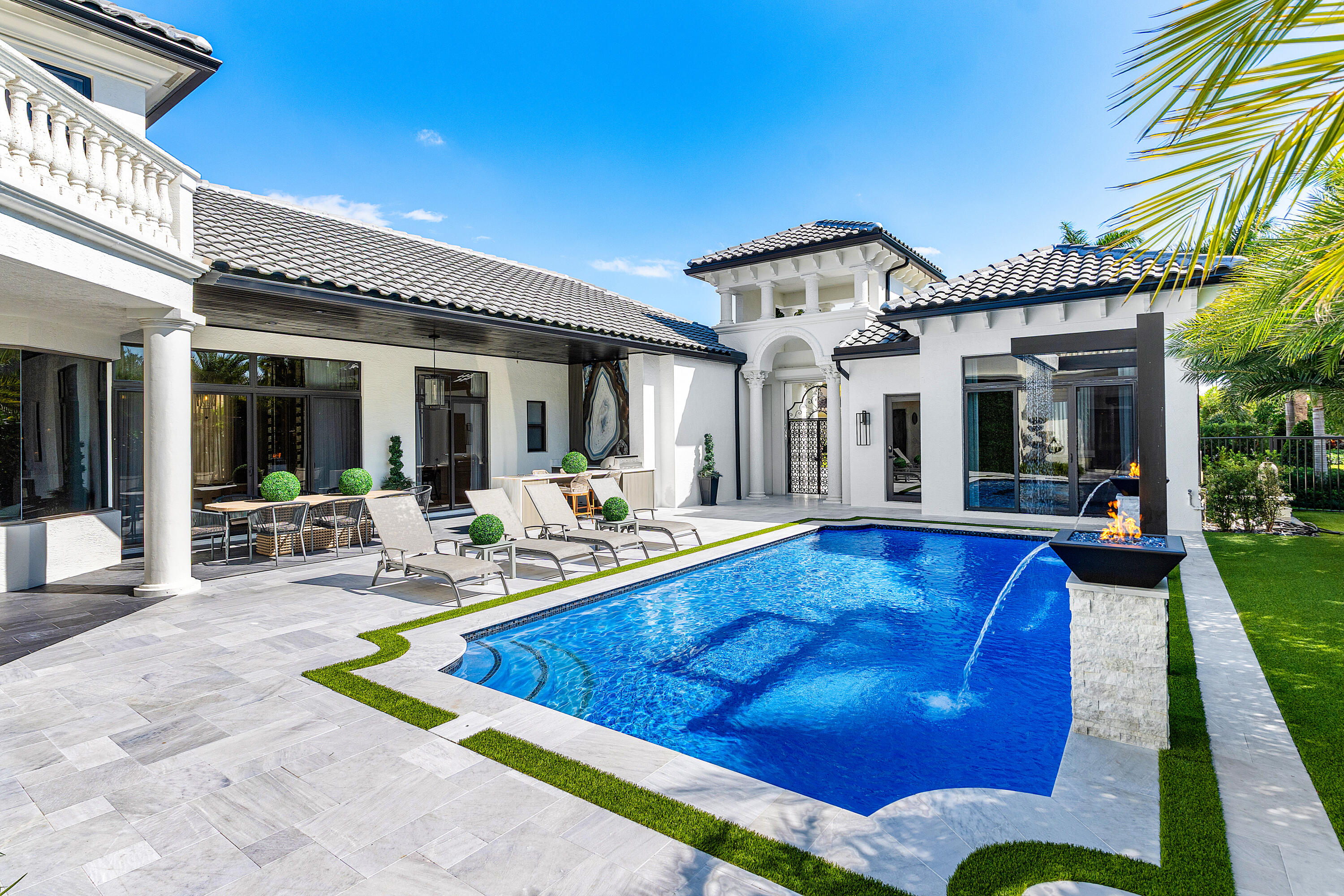 OAKS AT BOCA RATON - Residential