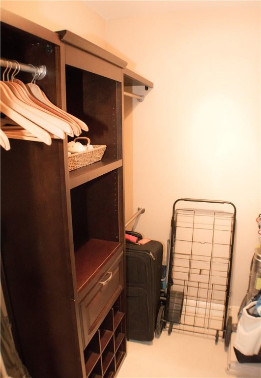 SEACREST TOWERS - Residential