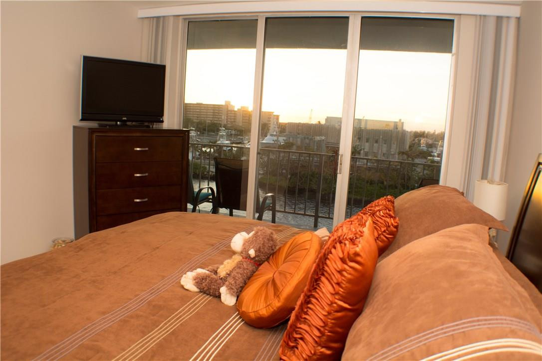 SEACREST TOWERS - Residential