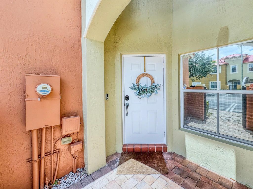Photo of 255 Lake Monterey Circle, Boynton Beach, FL 33426 (MLS # R11120000)
