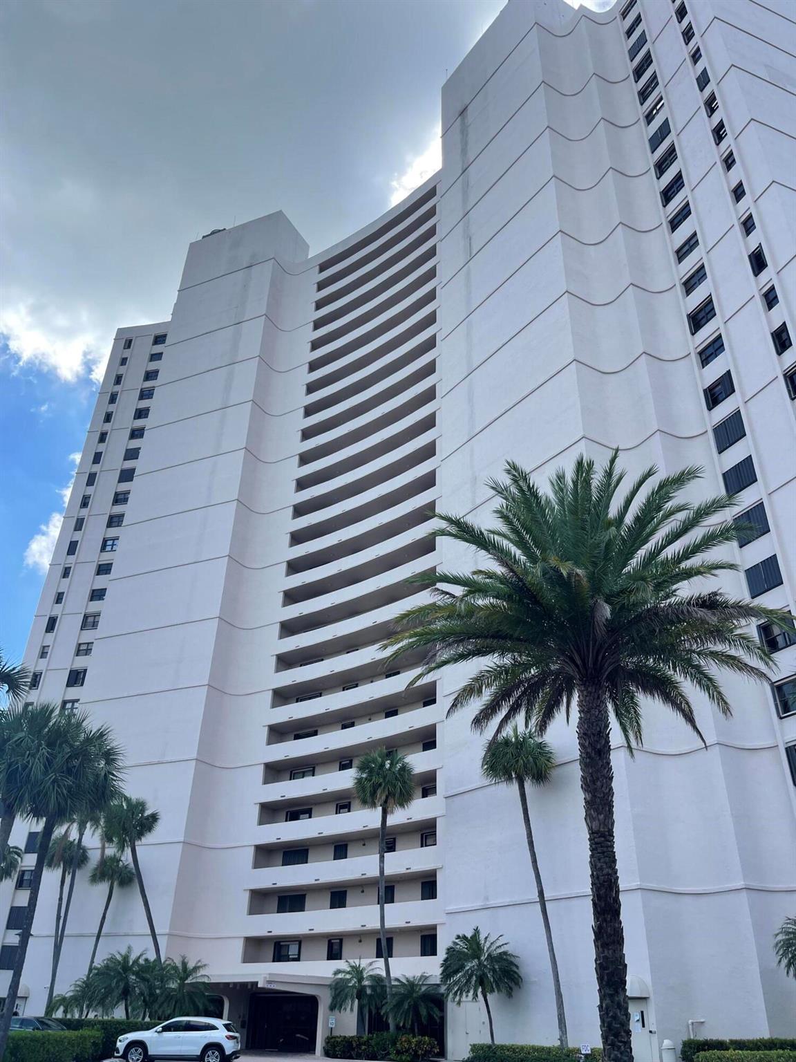 5200 N Flagler Drive 1106