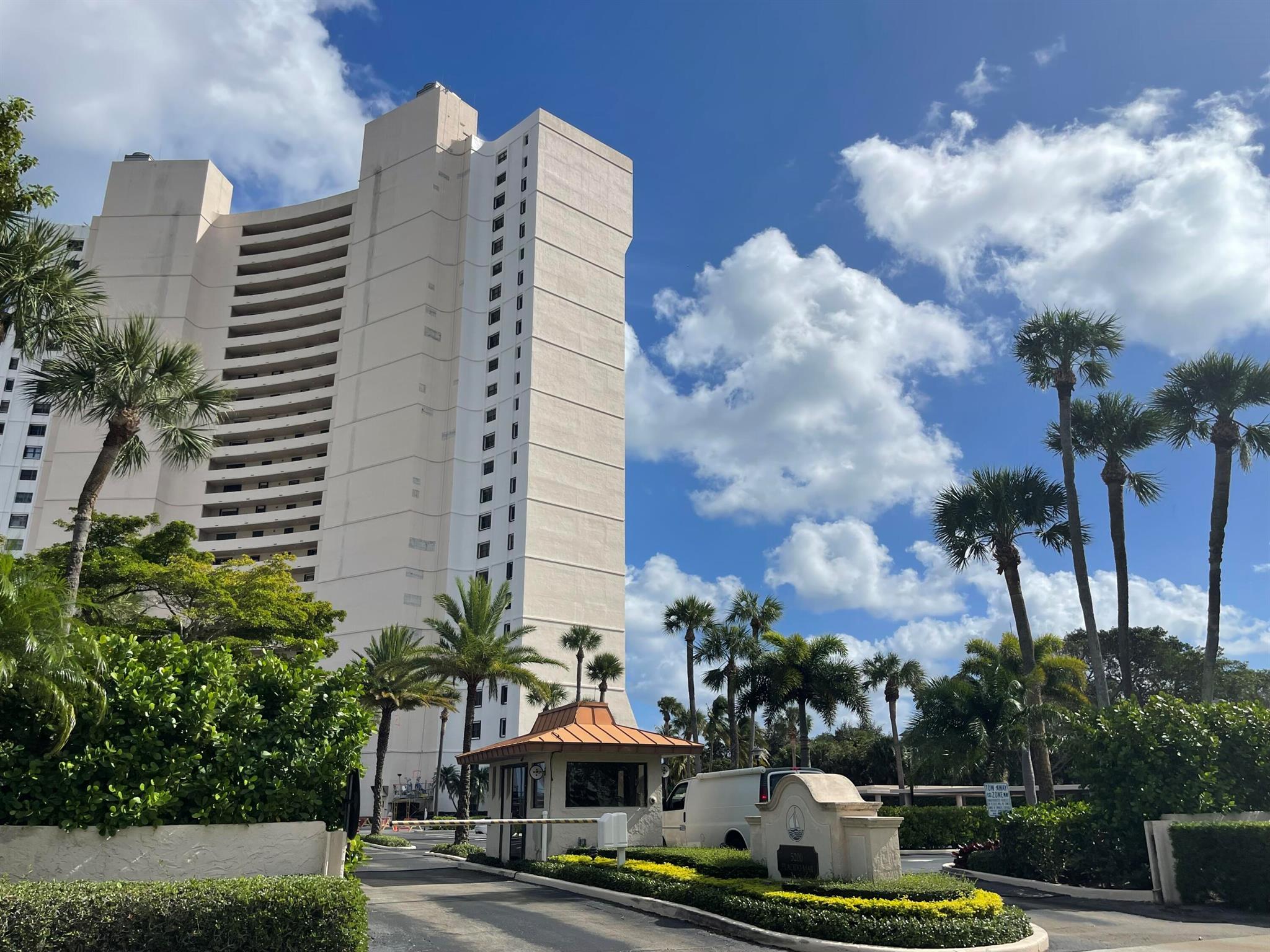 5200 N Flagler Drive 1106