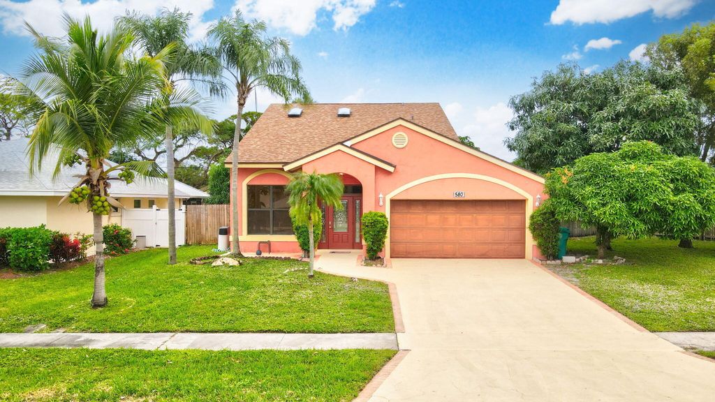 Photo of 580 NW 9th Court, Boynton Beach, FL 33426 (MLS # R10943345)