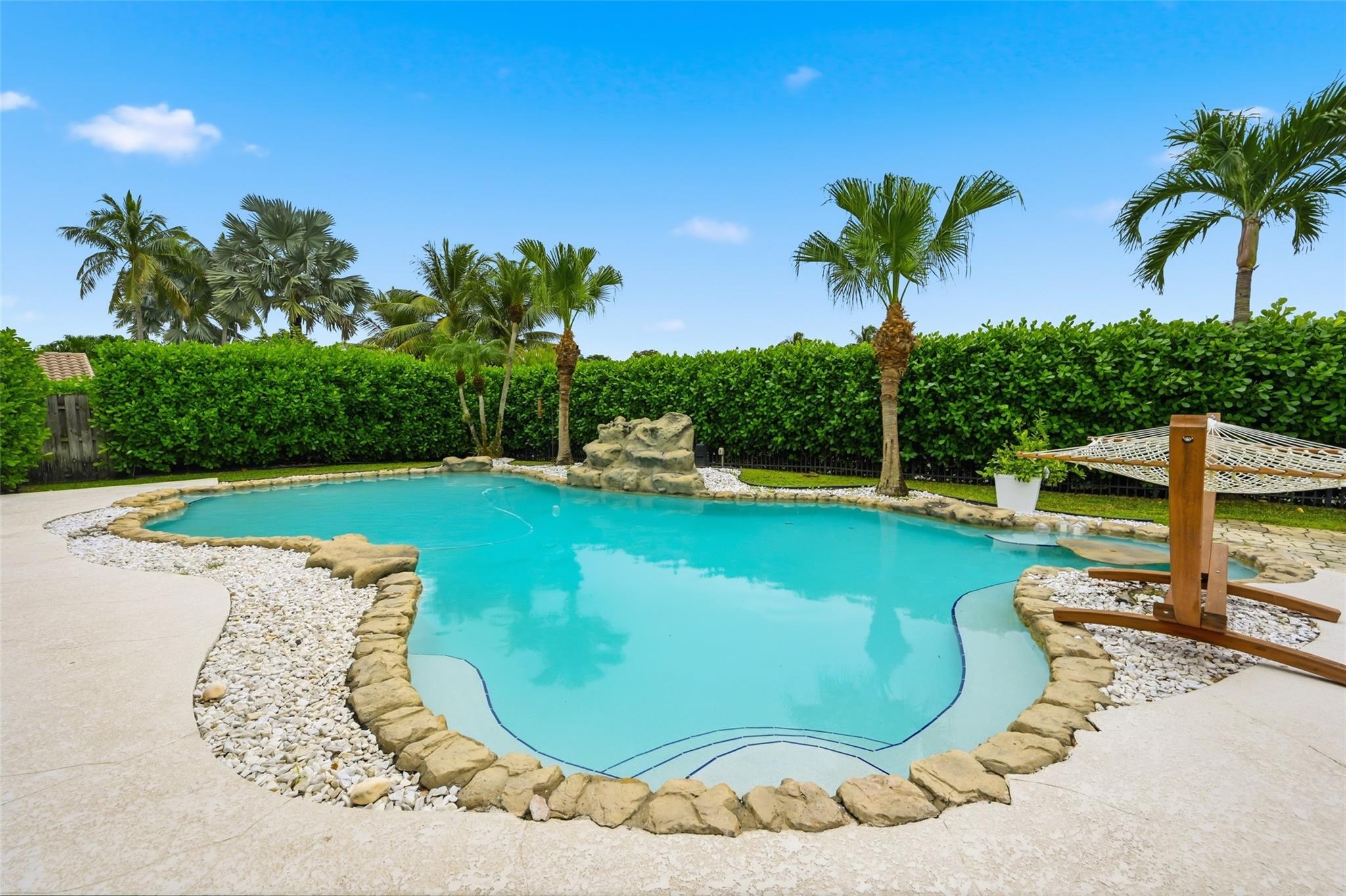 NORTH SPRINGS - Residential