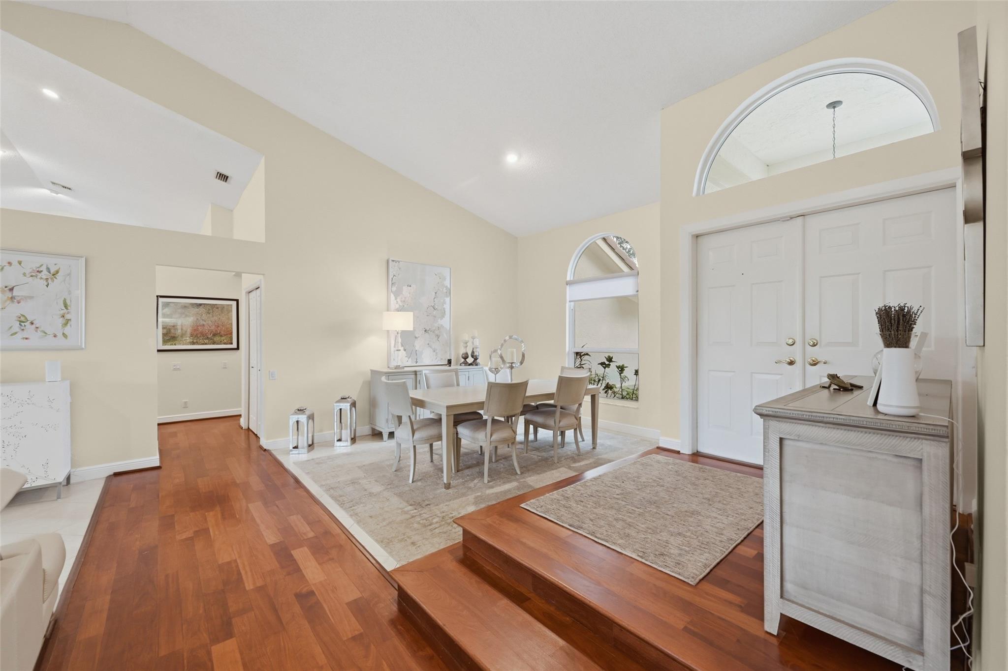 NORTH SPRINGS - Residential