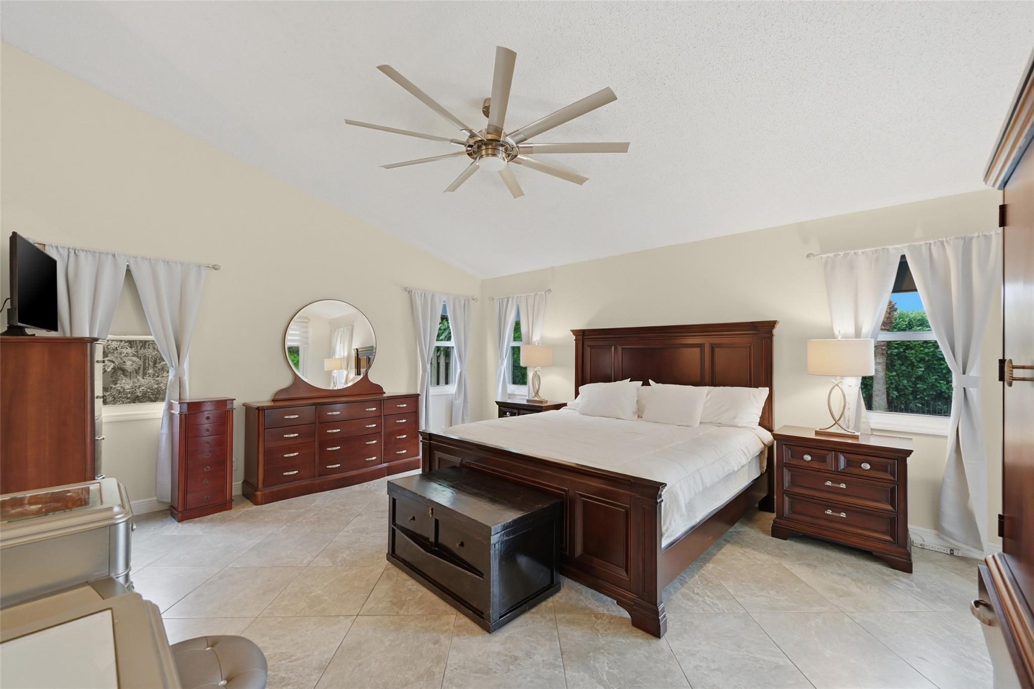 NORTH SPRINGS - Residential