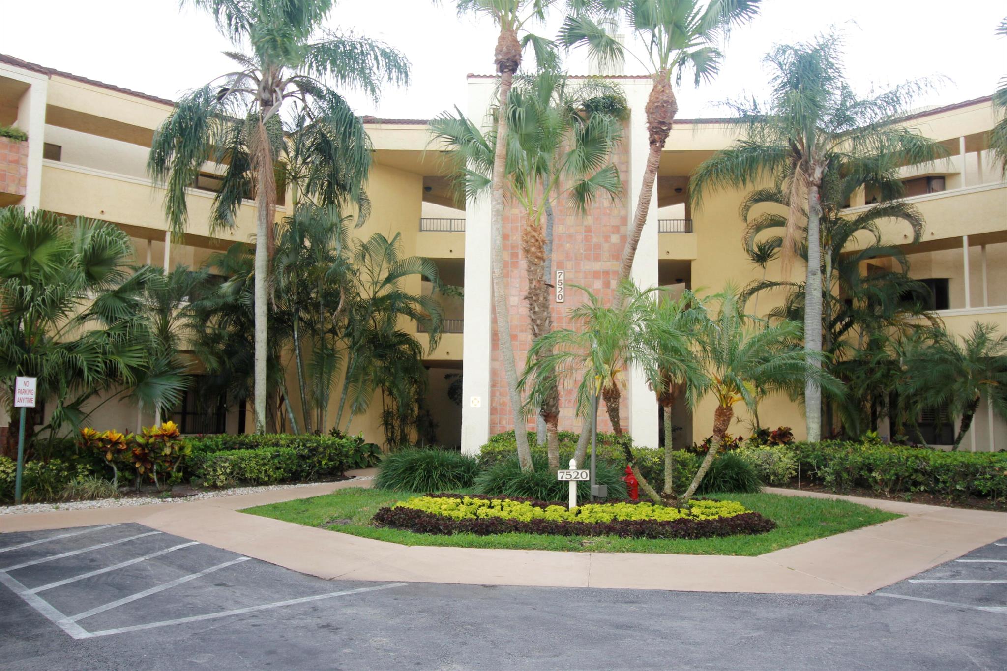Great location, 2/2 second floor, newer appliances, newer porcelain floor, newer counters, new vanities and sinks, just painted, new window coverings. Covered parking, full storage closet. 24/7 manned gate. La Paz features a club house with heated pool. Membership at various levels and length of time available to the public. Tenant responsible for purchasing access device(s). Landlord provides keys to unit only. Tenant must have renter's insurance by start of lease. One pet up to 25 pounds allowed.
