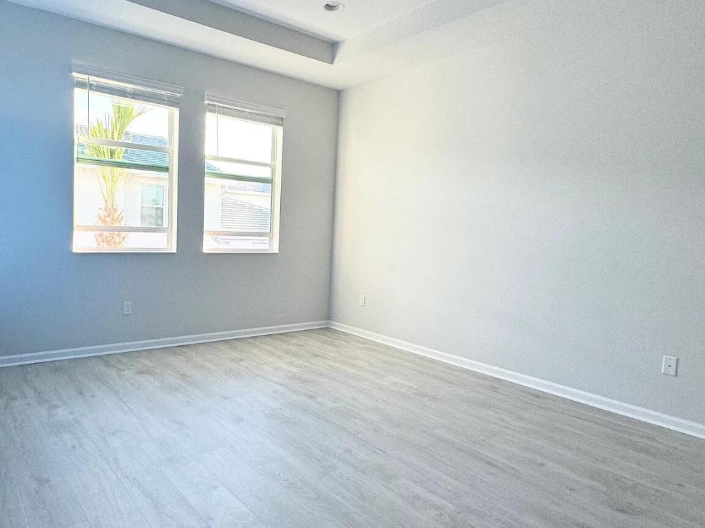 CROSSINGS OF WESTLAKE - Residential