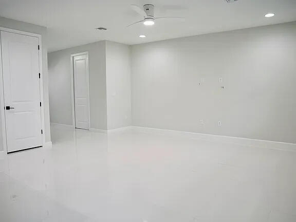 CROSSINGS OF WESTLAKE - Residential