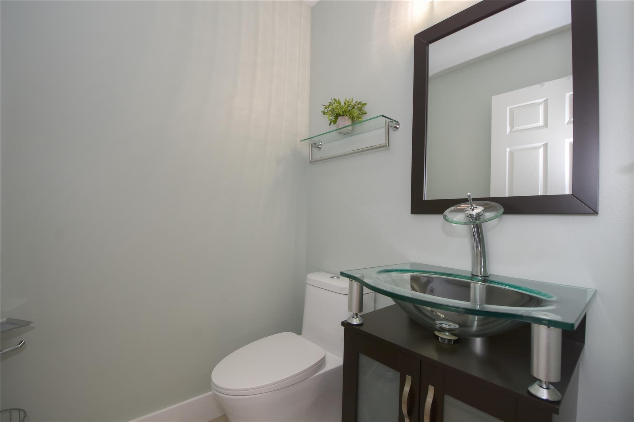 The Isles 145-36 B - Residential