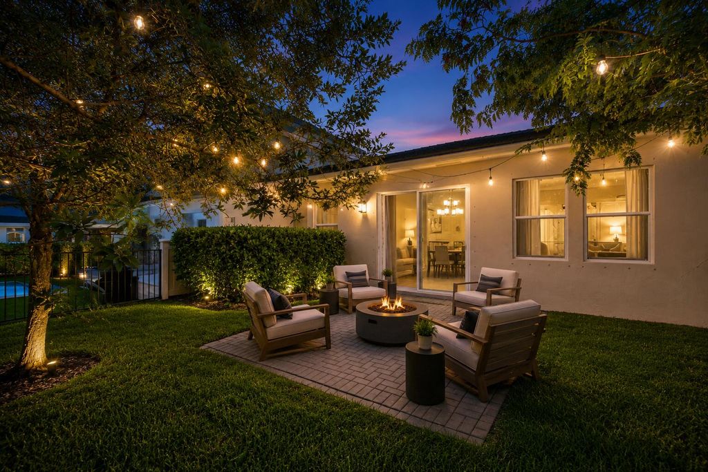Photo of 6439 Trails Of Foxford Court, West Palm Beach, FL 33415 (MLS # B26056621)