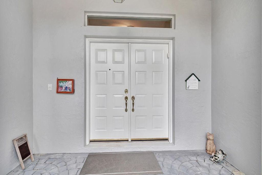 Photo of 10880 Royal Caribbean Circle, Boynton Beach, FL 33437 (MLS # R11001334)