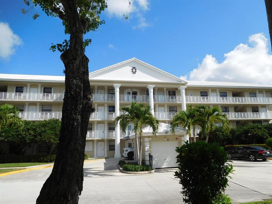 NICE AND PRIVATE TURNKEY 4TH FLOOR PENTHOUSE UNIT WITH ALL NEW: KITCHEN APPLIANCES, A/C AND WATERHEATER, CARPETS, IMPACT WINDOWS COMPLETE FRONT AND BACK, TILED FOYER, KITCHEN, BATHS, NEWER WASHER/DRYER, UTILITY /STORAGE ROOM IS CONVERTED INTO 3RD BEDROOM, MIRRORED ACCENTS, FLORIDA ROOM WITH GOLF VIEWS, COMMUNITY OFFERS 4 HEATED POOLS/CLUBHOUSES, GAME AND EXERCIZE ROOMS, SIDEWALKS, 4 ENTRANCES, CLOSE TO SHOPPING, A/P AND TOWNTOWN.