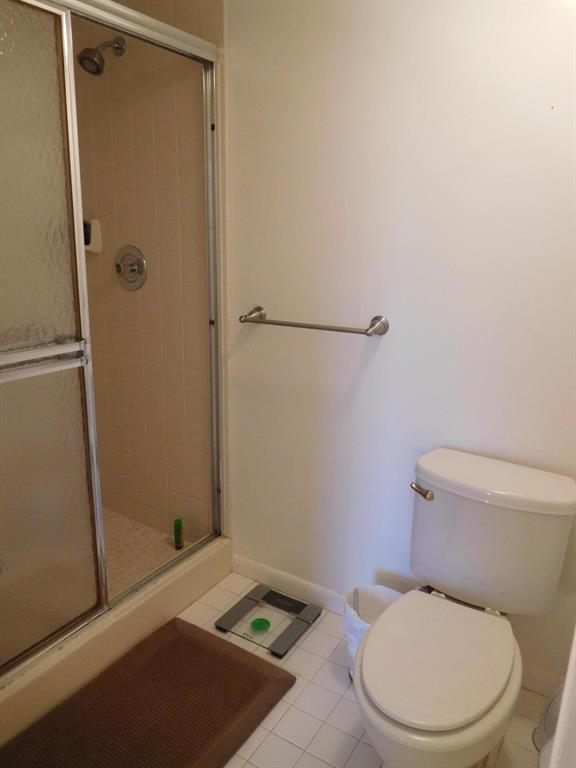 WHITEHALL - Residential