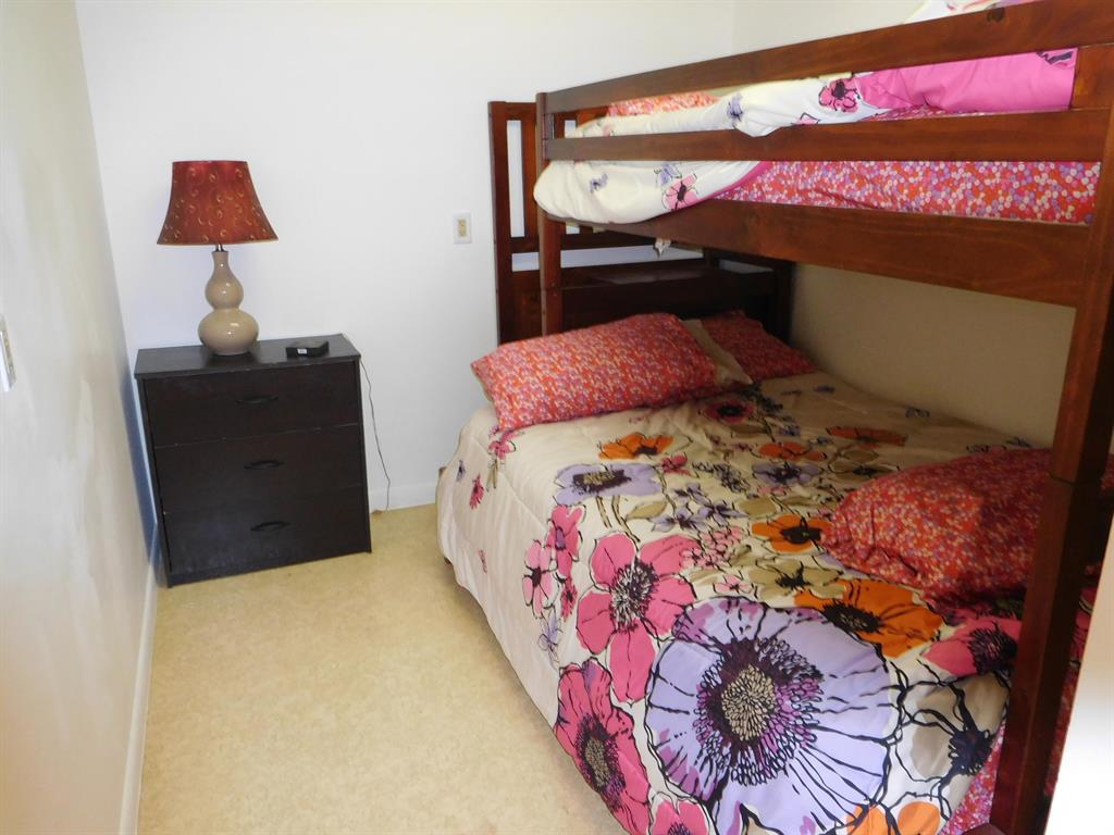 WHITEHALL - Residential