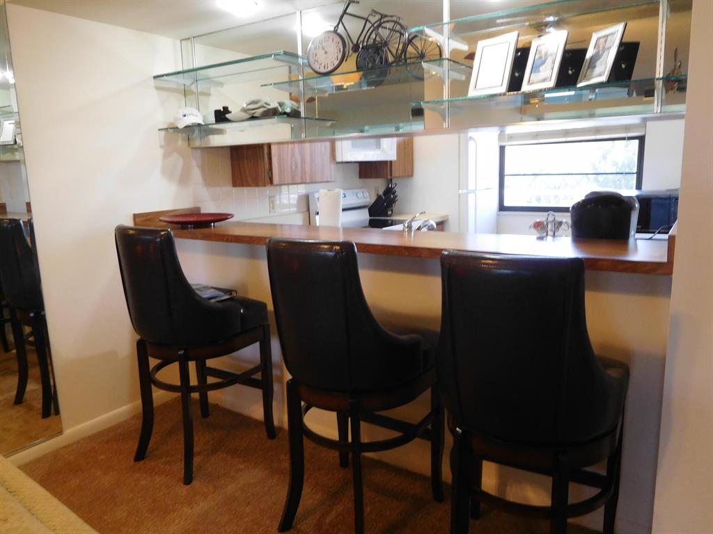 WHITEHALL - Residential