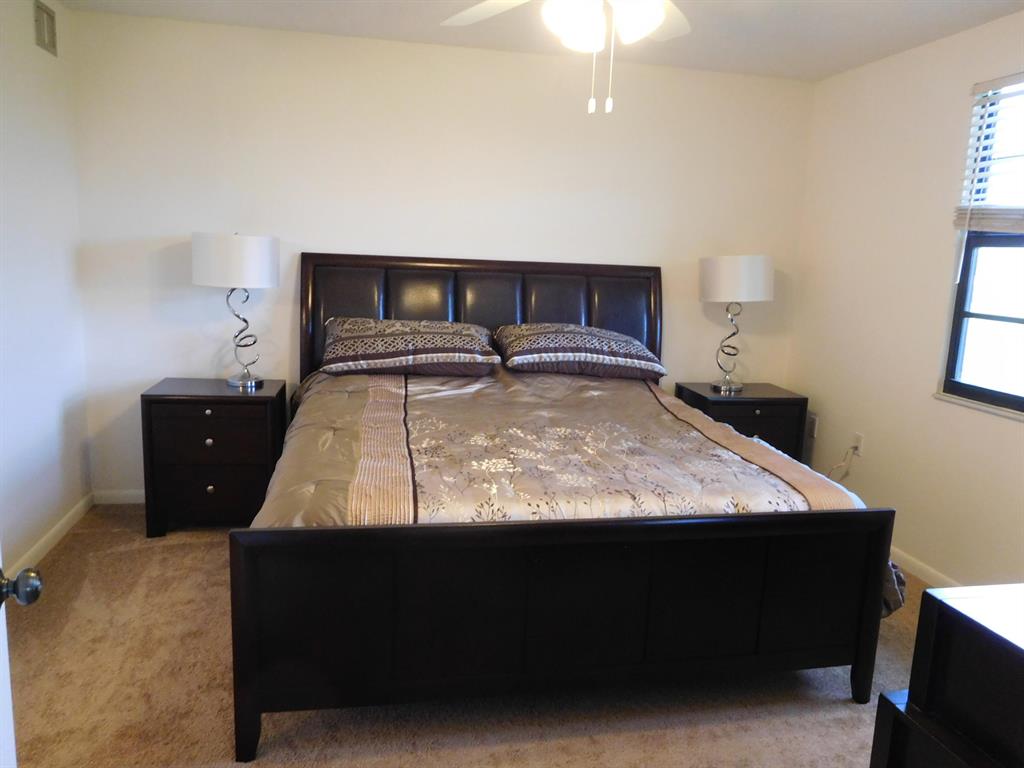 WHITEHALL - Residential