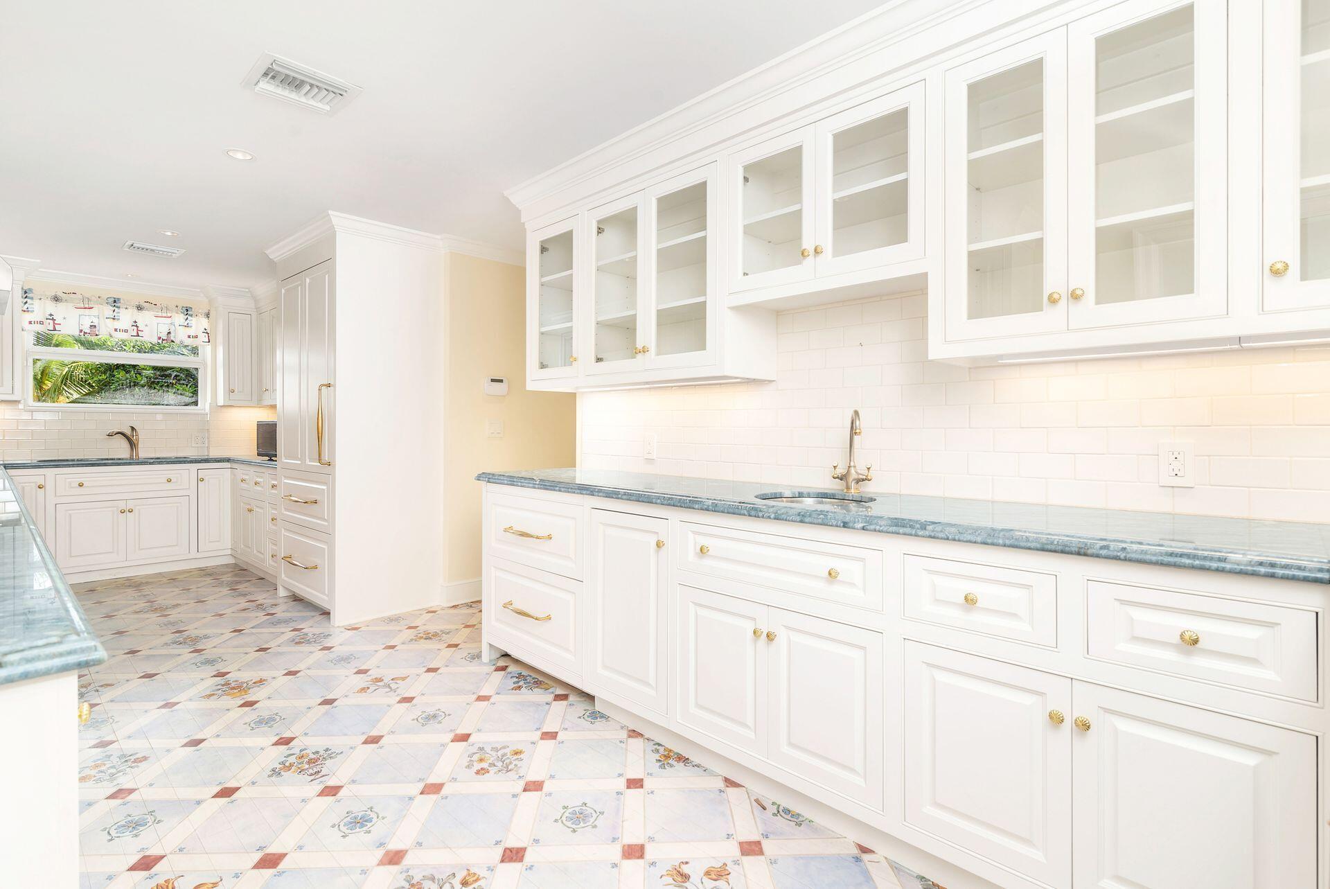 VILLAS INC - Residential