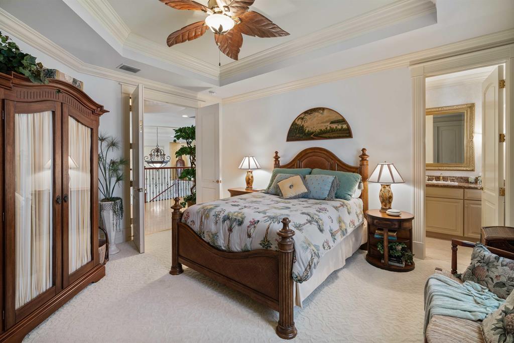 ADMIRALS COVE - Residential